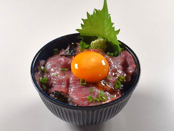 トロける馬刺し丼